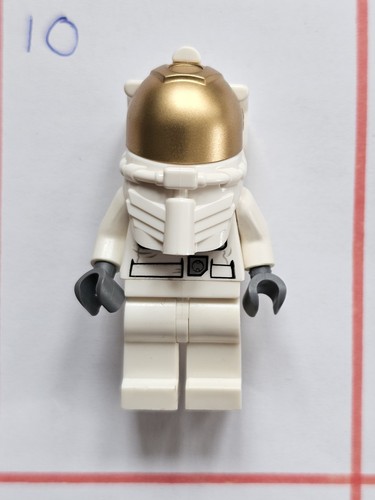 18 x Genuine lego mini figures. ASSORTMENT from Various Themes.. (11) - Picture 11 of 19