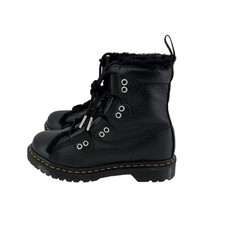 Botas con cordones Dr. Martens 1460 Ghille forradas de piel buttersoft negras talla 9 $180