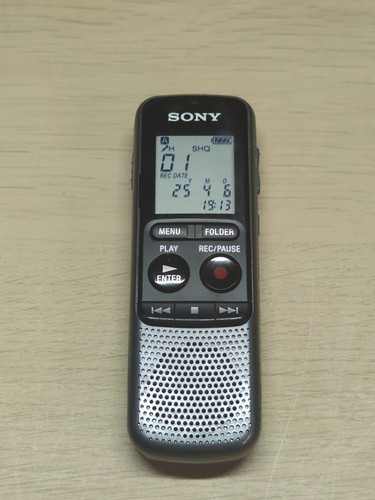 Sony ICD-PX240 MP3 Mono Digital Voice Recorder getestet funktioniert. - Bild 2 von 9