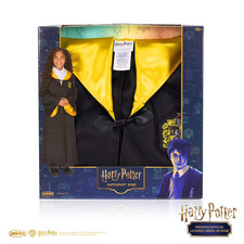 Harry Potter Iconic Dress Up Pretend and Play Hufflepuff Robe for Child Ages 10