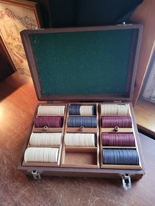 Vintage Lowe Horse &Jockey Bakelite Poker Chips, 3 Lift Out Trays, Original Case