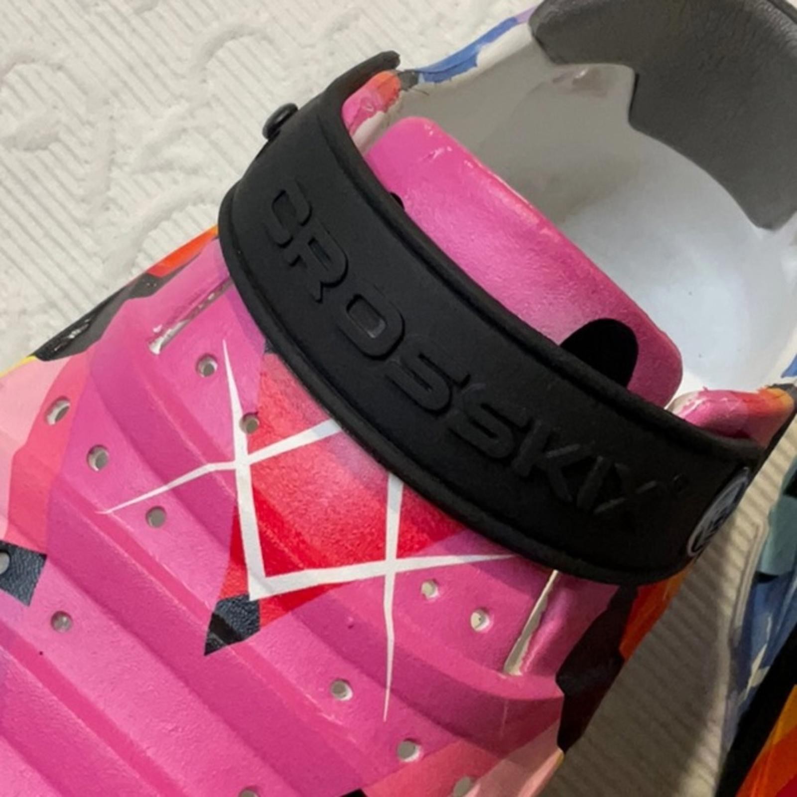 Crosskix 2.0 graffiti closed toe water shoes unisex men’s 11/women’s 12 NWT image 5