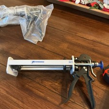 Newborn 435-Xsan 26:1 Caulk Gun New
