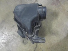 11-20 DODGE CARAVAN 3.6L AT FWD Air Intake Inlet Cleaner Box Resonator OEM