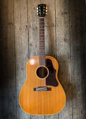 1955 Gibson J50 Acoustic in natural finish & hard shell case - 第 2/17 張圖片