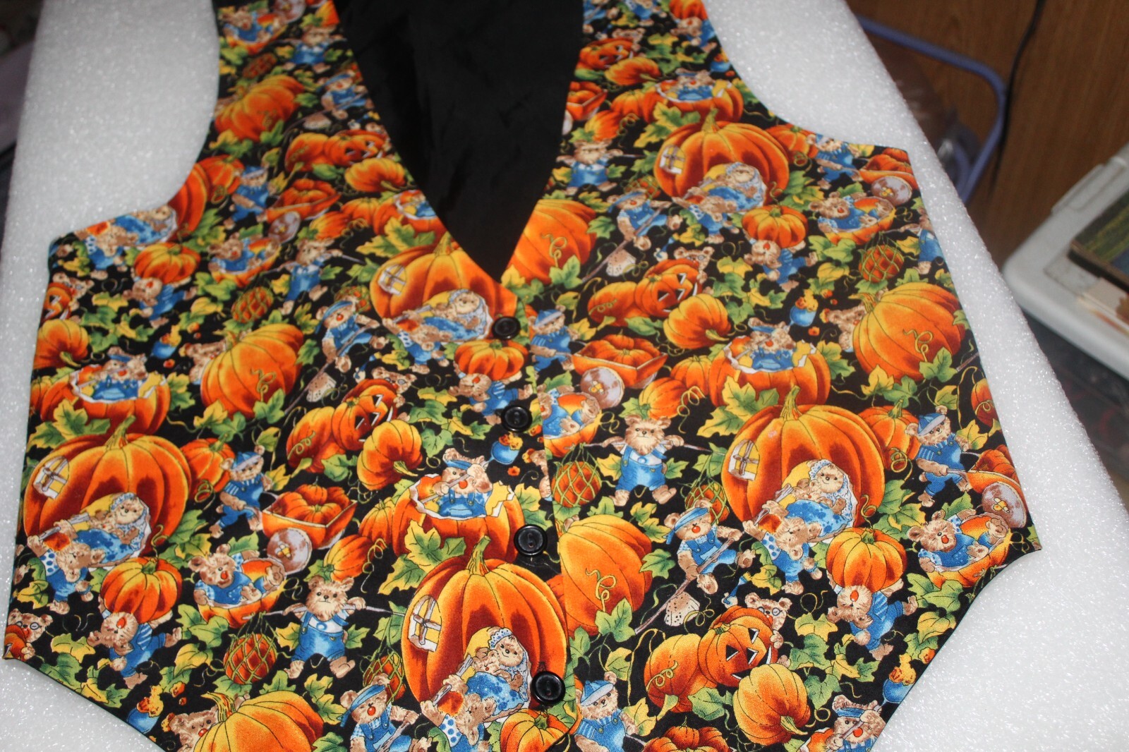 Vest Basic Editions Fall Print With Pumpkins/Bear… - image 2