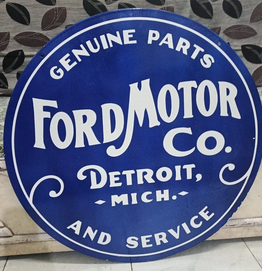 Ford Motor Co Porcelain Enamel Heavy Metal Sign 30 Inches Double Side - Image 2 of 4