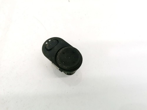 Opel Astra 1998 Wing mirror control switch (Exterior Mirror Switch #1607562-52