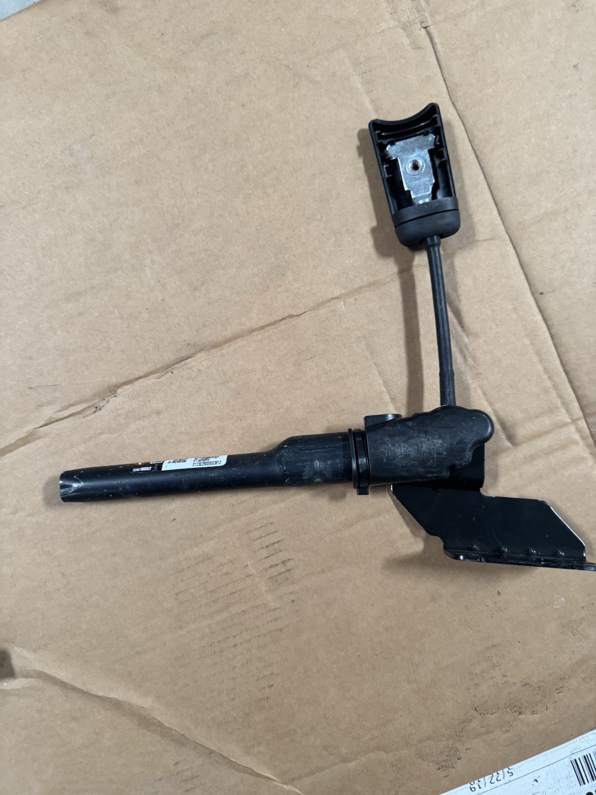 2019-2024 GMC SIERRA CHEVY SILVERADO RH Passenger Seat Belt Pre ...