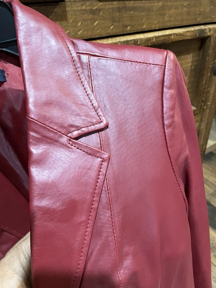 Blazers de cuero para mujer talla 10/medianos - denim rojo, verde, tostado, negro y azul Foto 4 de 4