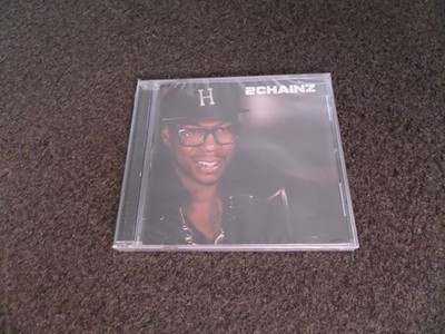 CD ALBUM NEW & SEALED 2 CHAINZ - THE FEATURE