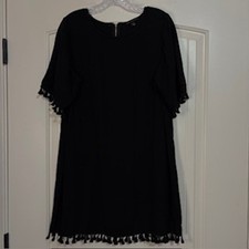 Signature Studio Black Tassel Sleeve Hem Shift Dress Women's Size S