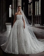 Fashion Ball Gown Wedding Dresses Sleeveless Applique Lace Bridal Gowns Lace-Up