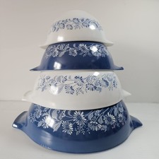 Vintage PYREX Colonial Mist Cinderella Mixing Bowl Set 441-444 Blue White Floral