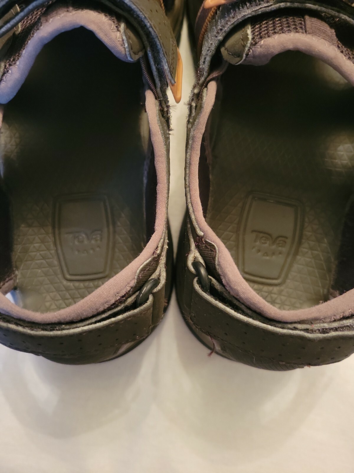 Teva Men's Closed Toe Hiking Sandals Brown Size 10 Gem