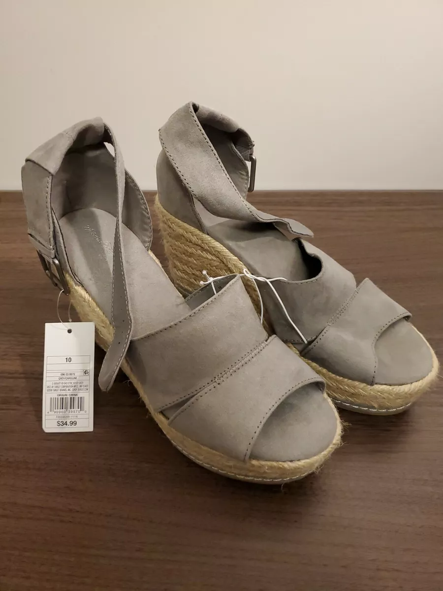 Universal thread goods co shoes clearance
