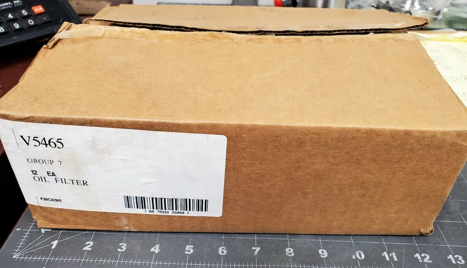 (12) V5465 Group 7 / L15465 Purolator Oil Filters   [E3S2 #12 - Image 2 of 4