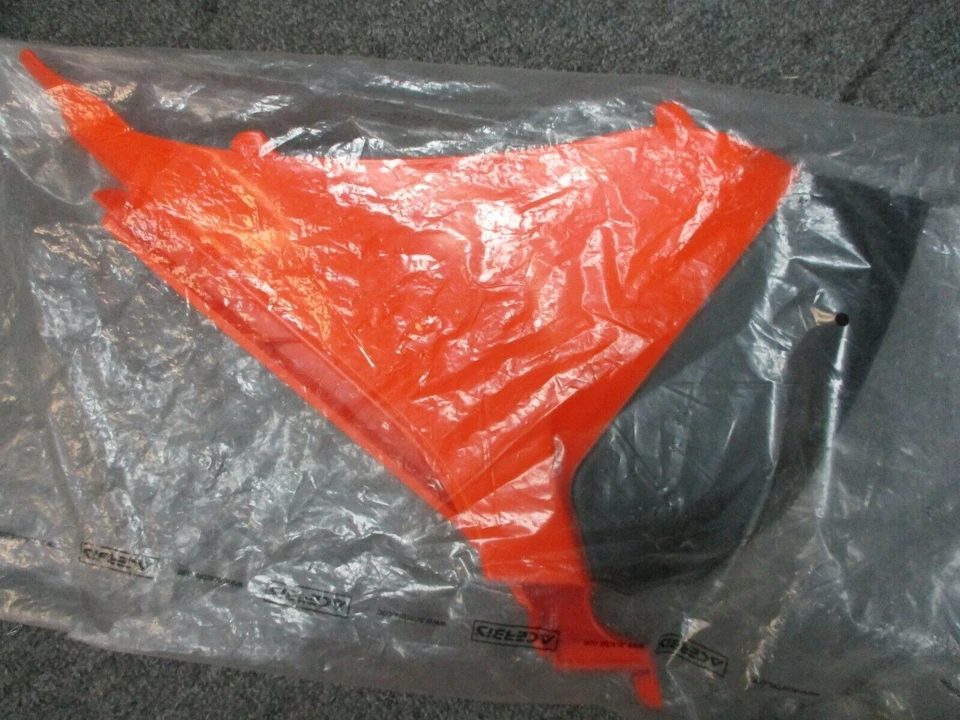 KTM SX 2011 橙色过滤器/空气盒盖 Acerbis 2205460237 出品 — 第 3/4 张图片