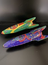 Vintage 1998 Mars Patrol Friction Raider X-1 Rocket Tin Toy Rocket USA