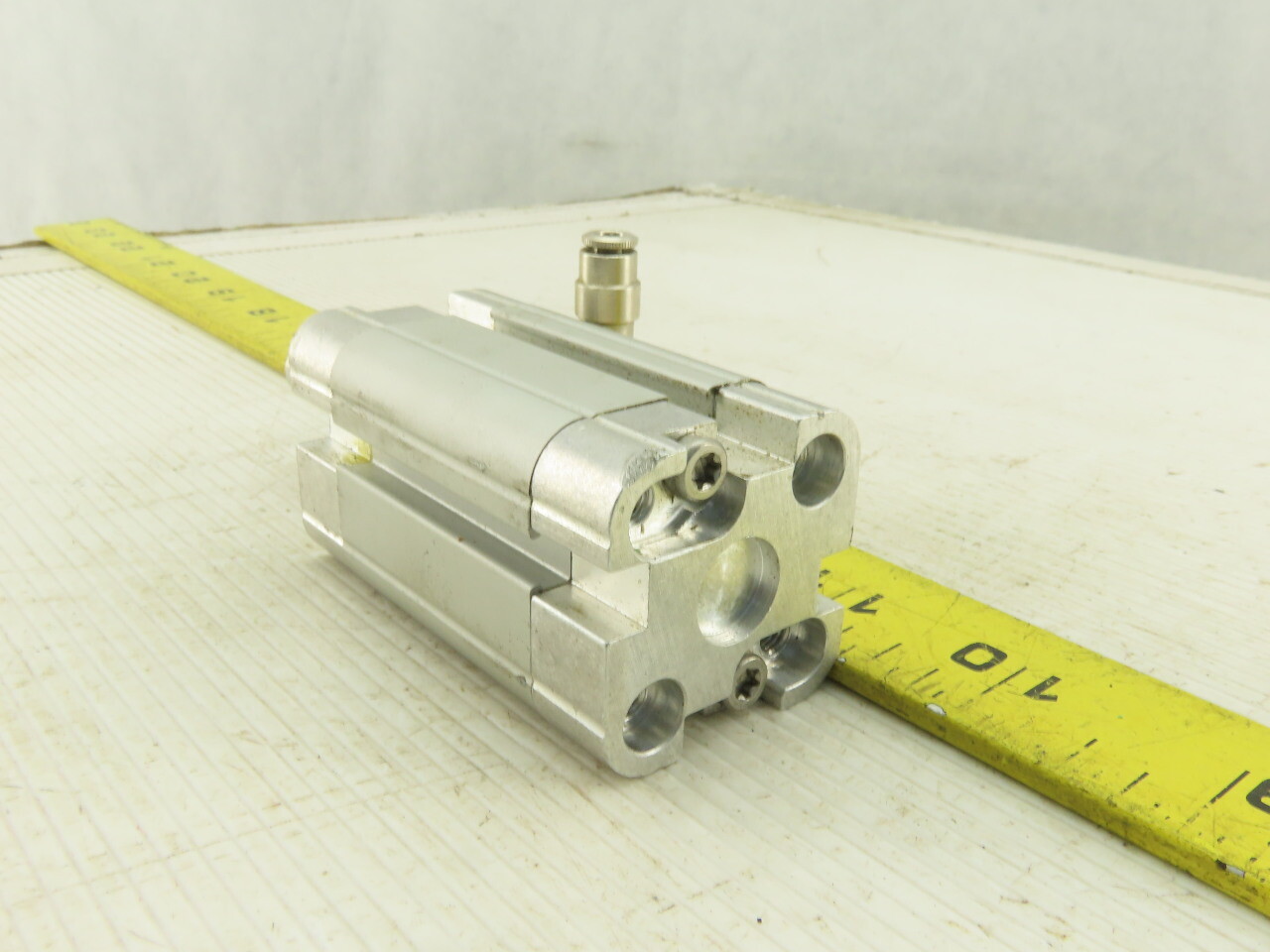 Rexroth 0822491198 20 Bore 25mm Stroke Single Acting Spring Retract Air