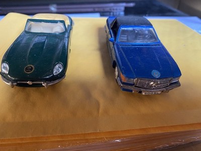 Jaguar E Type Mercedes 500SL 1:43 Pull Back Motor 