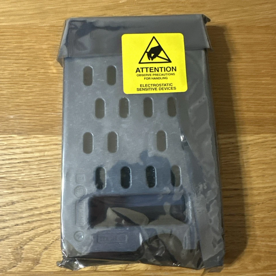 SEAGATE ST318203LC 18GB SCSI 80PIN SCA-2 HOT-SWAP SCSI LVD U160 HARD DRIVE. New - Image 4 of 4