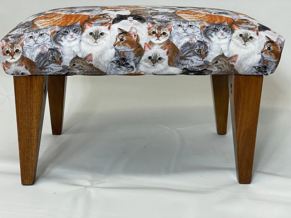 Cat Footstool - Image 2 of 4