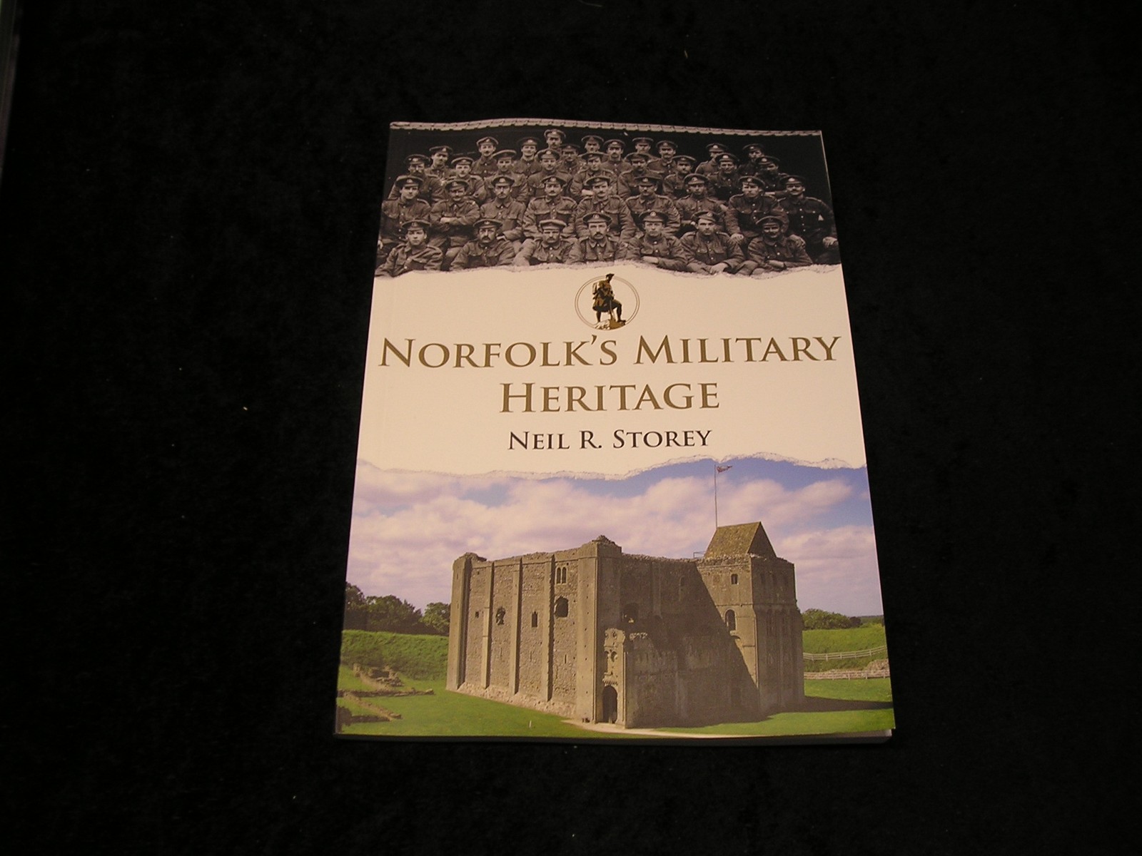 Norfolk's Military Heritage.by Storey New Fast Free Shipping** - Image 8