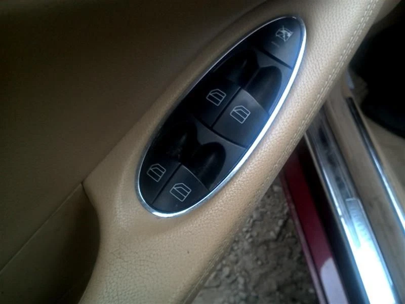 (LOCAL PICKUP ONLY) Trunk/Hatch/Tailgate 219 Type CLS550 Fits 06-11 MERCEDES CLS - Image 3 of 4