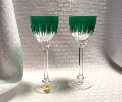 DRESDEN CORDIALS S/2 CASED EMERALD GREEN CUT TO CLEAR CRYSTAL BOHEMIAN GERMANY