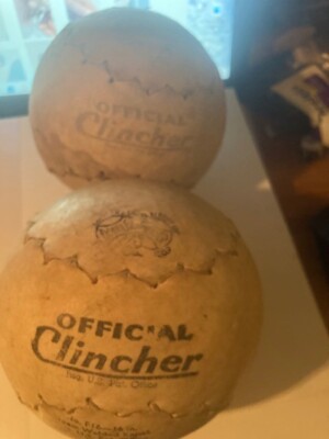 Lot De 2 Anciens Softballs Clincher Cousus Main - Cape Soudée Vapeur - C.1900
