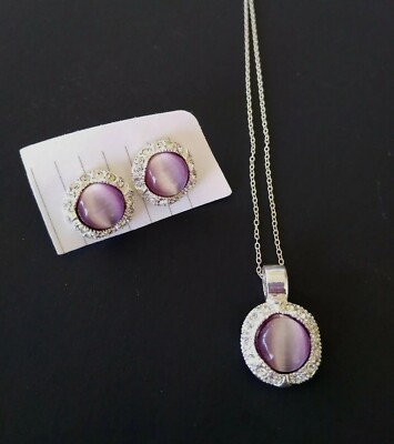 Set aus lila Stein Halskette und durchbohrten Ohrringen der römischen Marke 9 3/4 Zoll Kette 