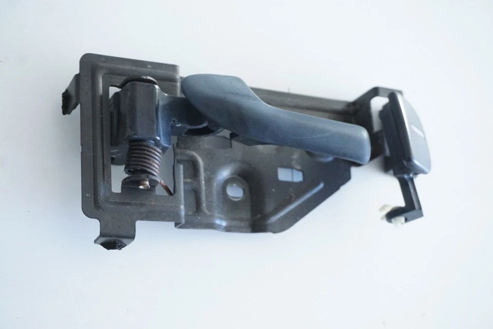 Manija interior de la puerta del lado del conductor Honda Prelude 1992-1996 (negra) OEM Foto 3 de 4