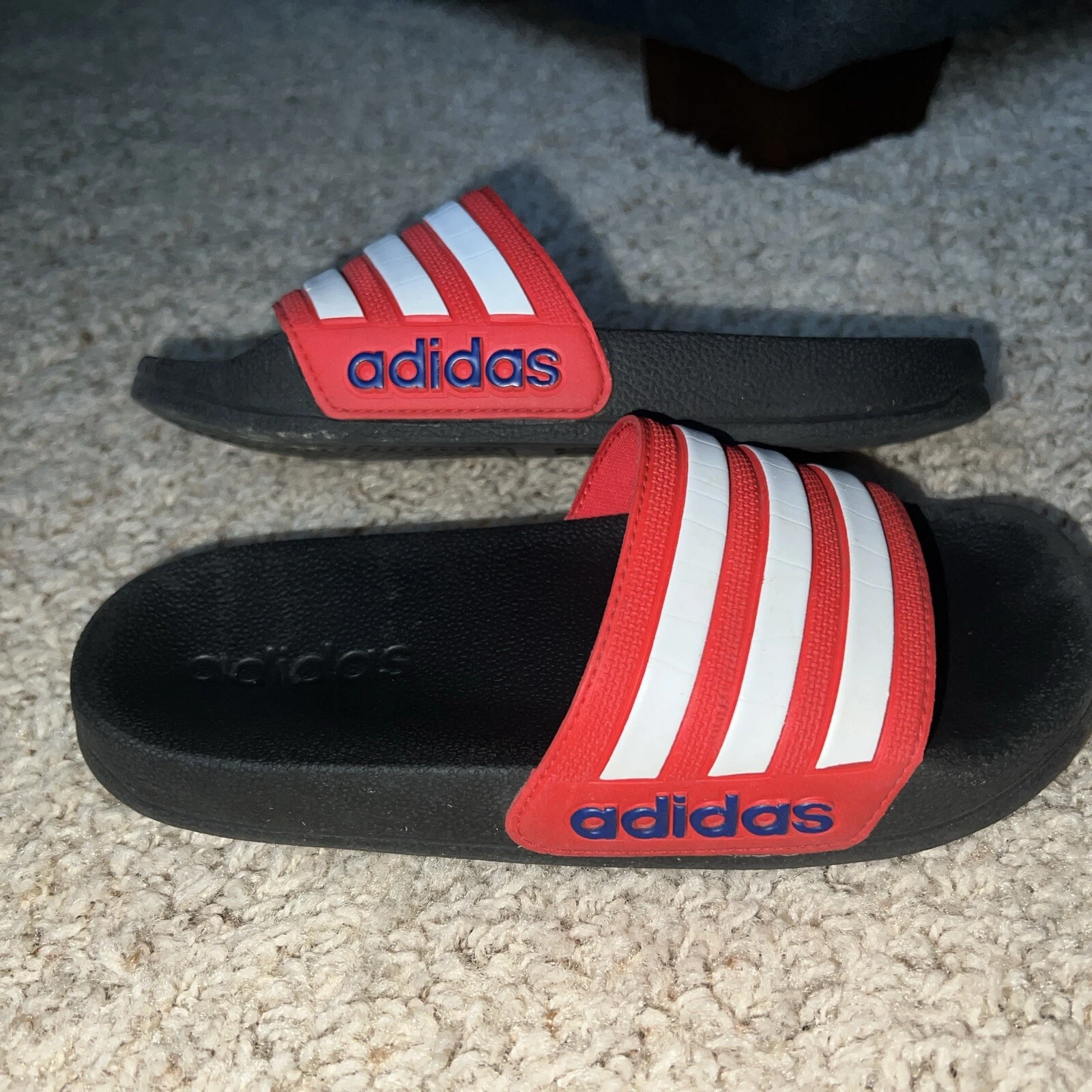 Adidas Youth Slides Youth Big Kid taglia 1 us intime ottimeioni
