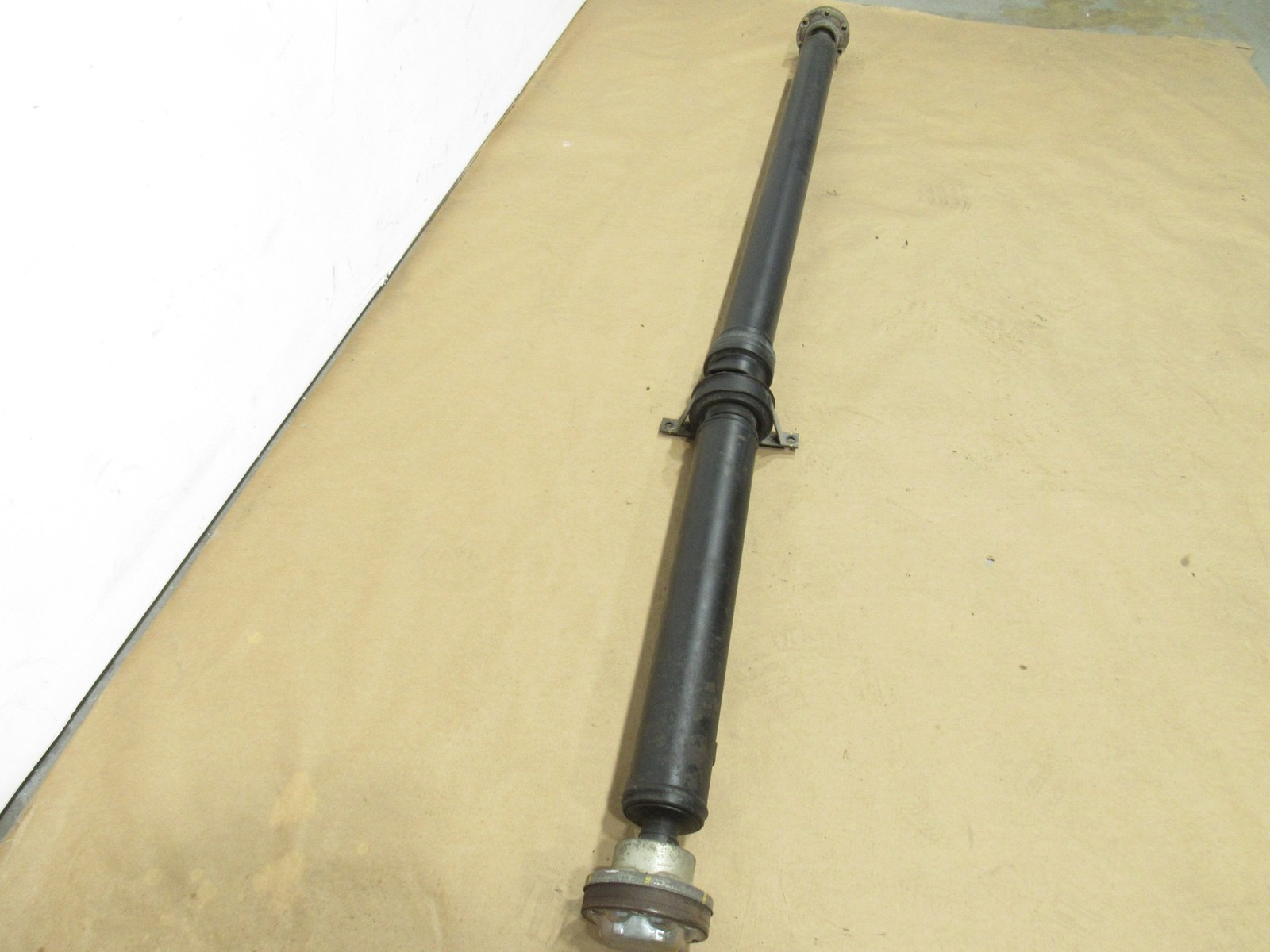 10-20 Bentley Mulsanne 2012 RWD Rear Prop Drive Shaft Driveshaft Y2