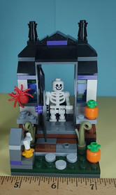 LEGO Trick or Treat 40122 Halloween Seasonal Set w/ Box & Instructions COMPLETE
