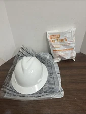 MSA Type 1 Protective Helmet & MSA Fas-Trac 2 Ratchet Suspension F/ Helmet