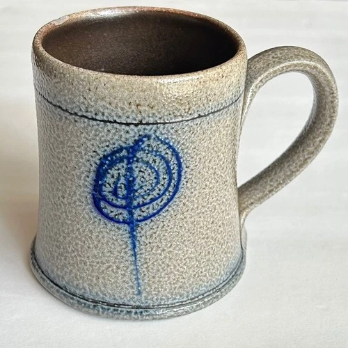 Red Wing Pottery Salt Glaze Ceramic Coffee Mug Cup 2005 *CHIPPED