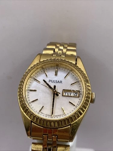Vintage Pulsar By Seiko Womens Gold Tone Mop Dial Watch Works New Battery