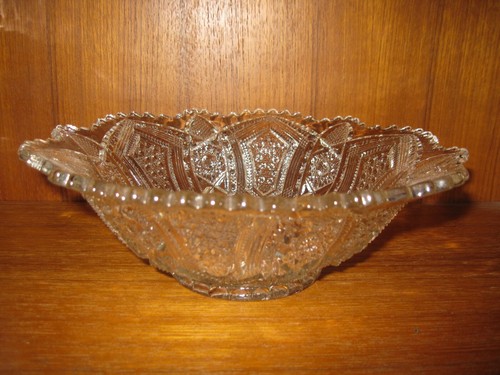 VTG ABP Pressed Centerpiece Glass Bowl Sawtooth Rim Sunburst Gothic Arches MINT - Picture 3 of 17