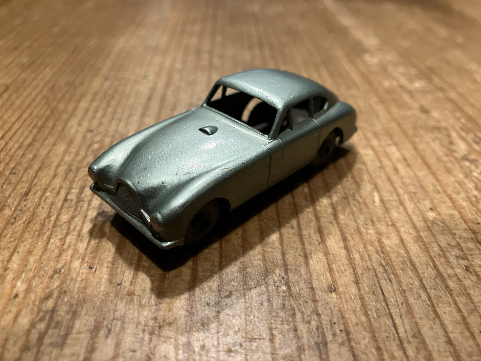 Matchbox 53a, Aston Martin DB2-4 MkI - Free Price Guide & Review