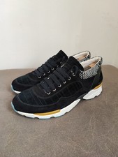 Chanel Black Velvet Tweed CC Runway Sneaker Size 40,5 EU