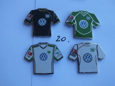 Konvolut - VfL WOLFSBURG - 4 Trikots - Pins - Nr. 20 - Bild 1 von 2