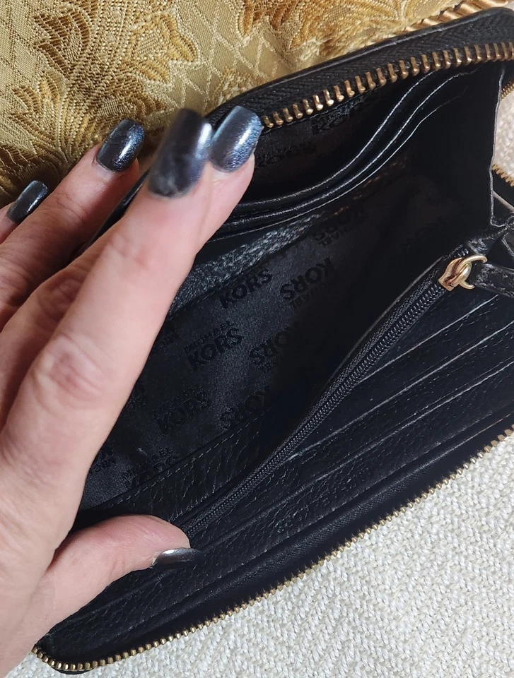 Michael Kors Black Jet Set Large Travel Continental Zip Wallet, 9" x 5" - Image 4 of 4