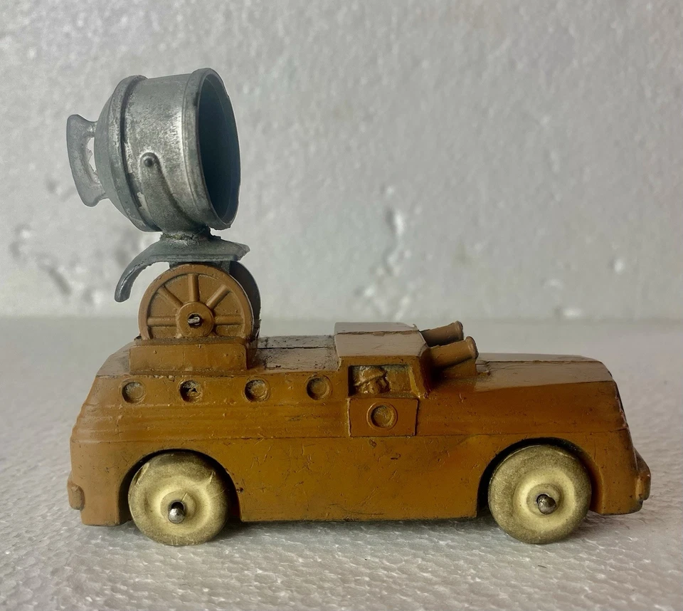 Barclay Searchlight Truck White Rubber Wheels. Bb57.  RARE. - Image 2 of 4