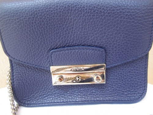FURLA Navy Blue Saffiano Pebbled Leather Mini Julia Chain Crossbody Bag w/Key - Picture 2 of 13