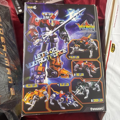 Threezero Robo-Dou Voltron Defender of The Universe Mint Box And Condition. New - Picture 13 of 17