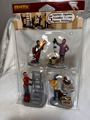Lemax CHRISTMAS Village Figurines NEW