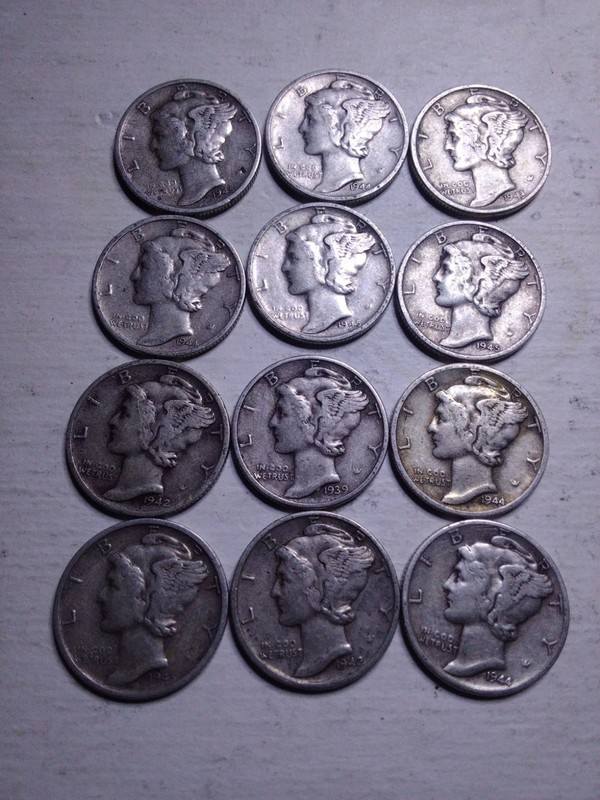 12 SILVER MERCURY DIMES IN VF+/EF CONDITION W/STRONG DETAILS MIXED DATES 1939-45