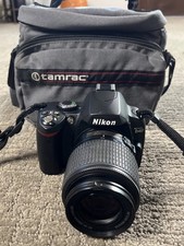 Nikon D40 Digital SLR Camera W/ DX SMW ED 18-55mm Lens Bag